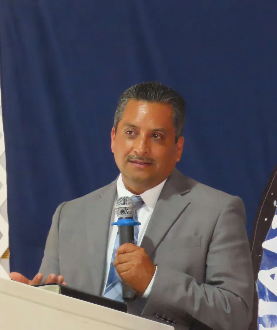 Pastor — Jose Angel Saldierna de arcos